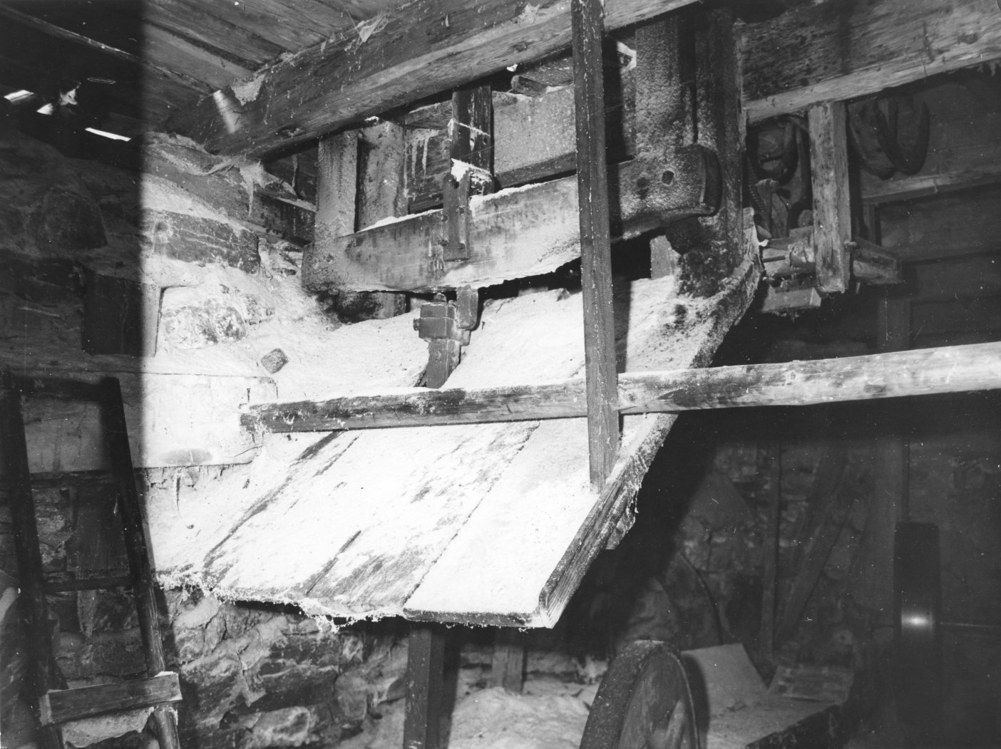 Trhonice_mlyn_cp_15_SHP_1976_fota_22